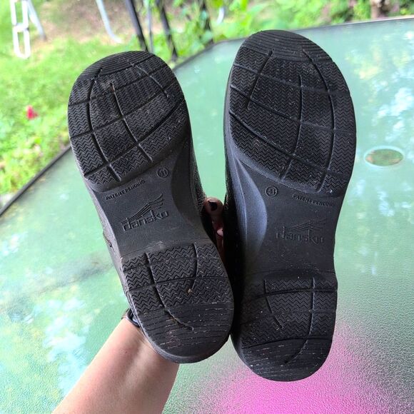 Dansko Womens LT Black Floral Tooled Clog Size 41 EU (10.5-11 US) Work Nurse EUC - Picture 6 of 8